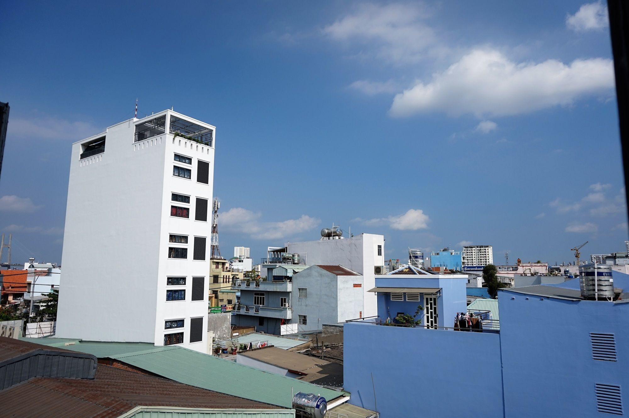 Отель Reddoorz Near Khu Che Xuat Tan Thuan 2 Хошимин Экстерьер фото
